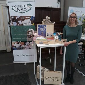 Koffertje Troost image 1