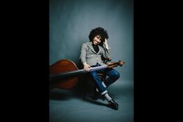 Bekend contrabassist James Oesi opent zaterdag 6 juli de serie zomerconcerten in de Grote Kerk Beverwijk