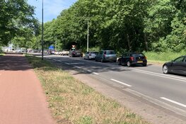 Politie sluit meerdere wegen naar kust af vanwege drukte en roept op: "Kom niet naar strand!"