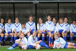 Gezocht! Voetballende vrouwen voor DEM