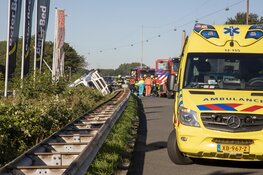 Vrachtwagen over de kop geslagen op A22 bij Beverwijk