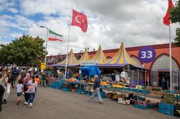 Bazaar hallen zondag gewoon open ondanks door gemeente aangekondigde sluiting