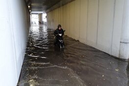 Regenval veroorzaakt wateroverlast in Beverwijk