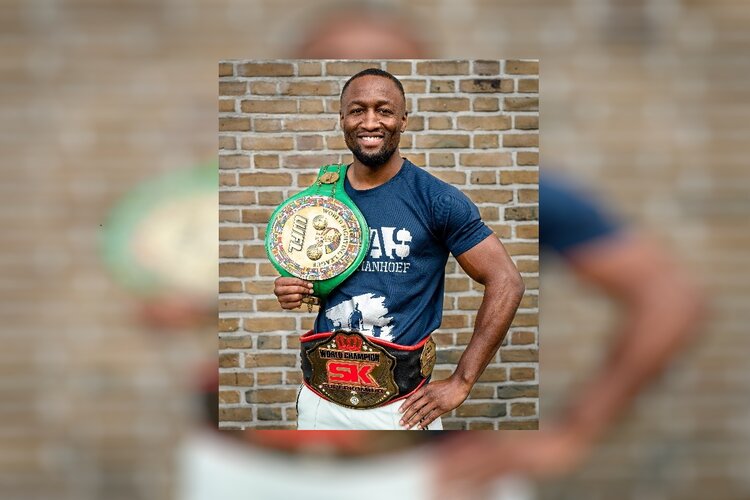 Extra kickboks lessen bij Cedric Manhoef bij Rgym