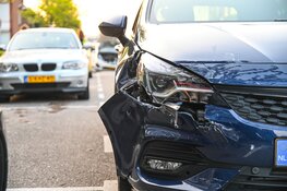 Veel schade bij aanrijding op Graaf Florislaan in Beverwijk