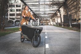 Lovens opent showroom voor elektrische bakfiets in Beverwijk