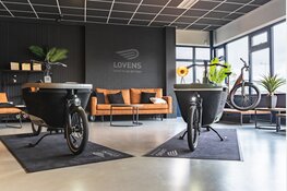 Lovens opent showroom voor elektrische bakfiets in Beverwijk