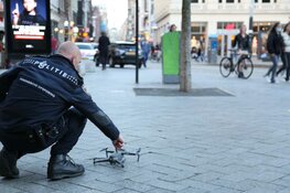 Peter R. de Vries neergeschoten op Lange Leidsedwarsstraat, verdachte voortvluchtig