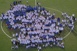 R.K.V.V. DEM en sponsoren pakken uit