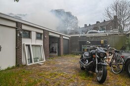Veel schade bij woningbrand in Beverwijk