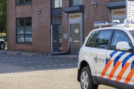 Zwaarbewapende agenten voor bedrijfspand in Beverwijk
