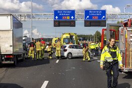 Traumahelikopter landt op snelweg na ernstig ongeval A9