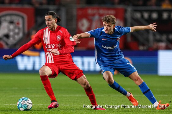 AZ komt zwakke start bij FC Twente niet te boven