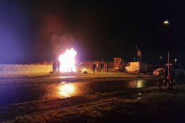 Ajax-supporters herdenken Carlo Picornie in Beverwijk