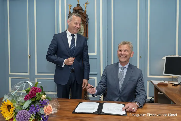 Beëdiging herbenoemde burgemeester van Beverwijk