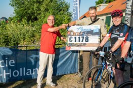 Zonovergoten sfeervolle 3e editie Ronde van de Stelling van Amsterdam