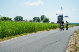 Zonovergoten sfeervolle 3e editie Ronde van de Stelling van Amsterdam