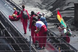Honderden actievoerders op terrein Tata Steel