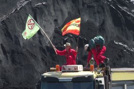 Honderden actievoerders op terrein Tata Steel