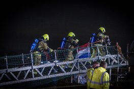 Brand op baggerschip aan Noorderkade in Beverwijk