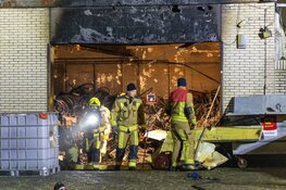 Brand in Havenstraat te Beverwijk weer opgelaaid