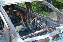 Weer auto uitgebrand aan de Vechtstraat in Beverwijk