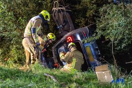 Vrouw zit bijna uur bekneld in voertuig na ongeval in Beverwijk