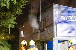 Flinke rookontwikkeling bij nachtelijke brand in discotheek in Beverwijk