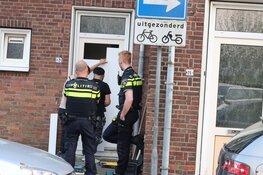 In een woning in Beverwijk vind de politie harddrugs en geld