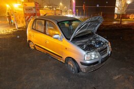 Vrouw verliest macht over het stuur en rijdt door hek in Beverwijk