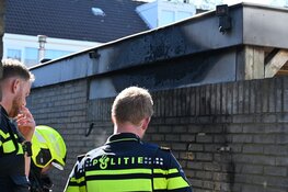 Brand in achtertuin Beverwijk: vermoedelijk aangestoken