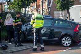 Motorrijder gewond na aanrijding met auto in Beverwijk