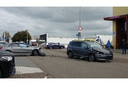 Schade na ongeval door voorrangsfout op kruising in Beverwijk