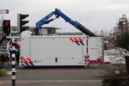 Overleden persoon aangetroffen in water Handelskade Beverwijk