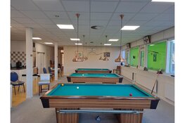 Bij Biljartvereniging de Slof, onderdeel van Seniorenvereniging Beverwijk-Wijk aan Zee, is weer plaats voor een aantal nieuwe leden