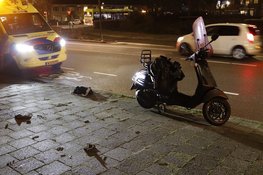 Automobilist vlucht na ongeval met scooter in Beverwijk