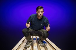 Cabaretier Jasper van der Veen speelt Op Scherp