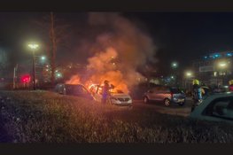 Auto volledig afgebrand op parkeerplaats in Beverwijk