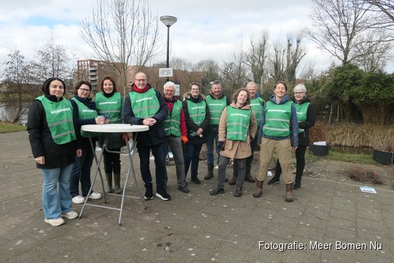 Gratis boompjes en struiken bij park Westerhout