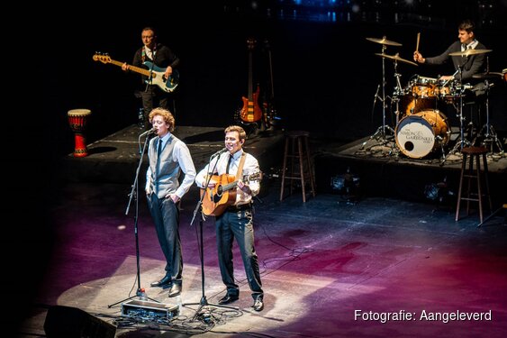 The Simon & Garfunkel Story; Internationale Hitshow