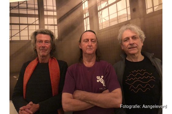 Zondag in Café Camille: Djago