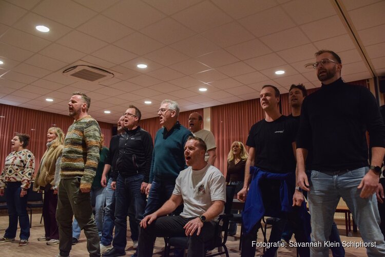 The Cast brengt hitmusical ‘Come From Away’