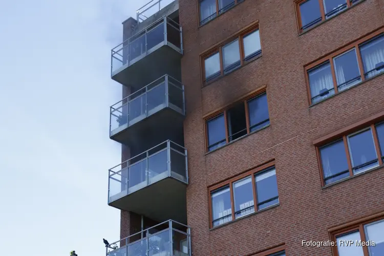 Fikse brand in flatwoning Beverwijk