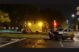Forse schade na ongeval op kruising in Beverwijk