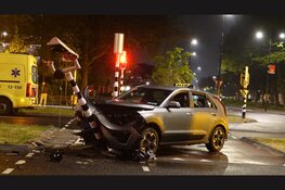 Forse schade na ongeval op kruising in Beverwijk
