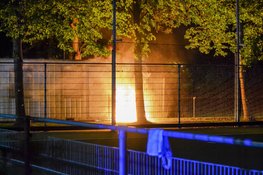 Keet in brand bij Beverwijkse sportvelden