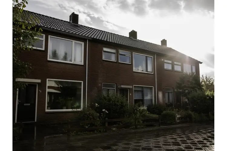 Waarom kunststof kozijnen populairder worden bij extremer weer