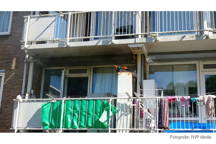 Brandje op balkon van woning in Beverwijk snel onder controle