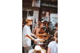 Zomerse indiepop van Sunday Lemonade in Café Camille