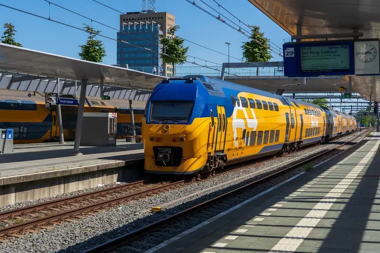 Werken vanuit de trein: zo doen Nederlanders dat steeds vaker